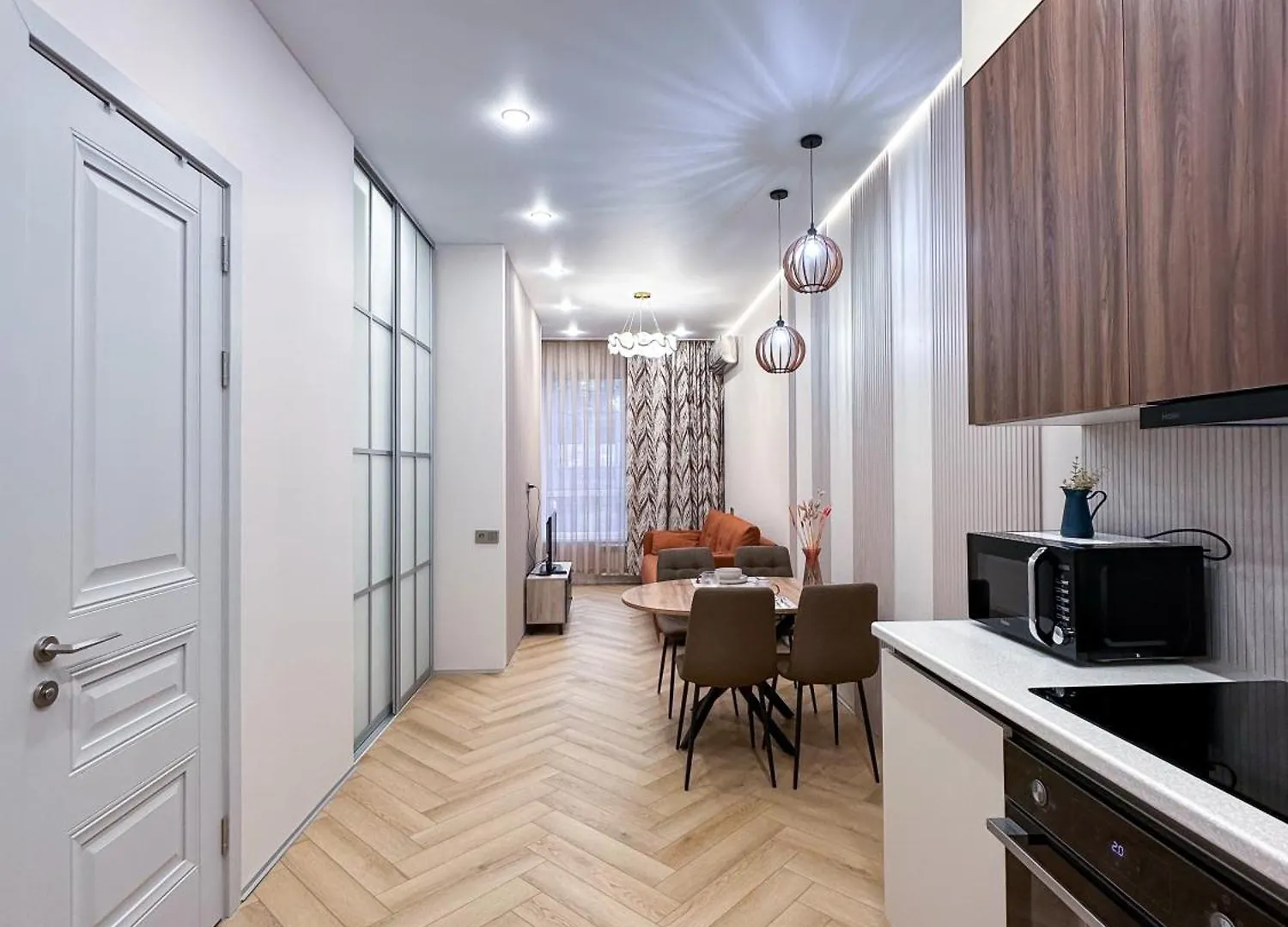Комфортабельная Квартира В Жк Meridian Apartments Almaty